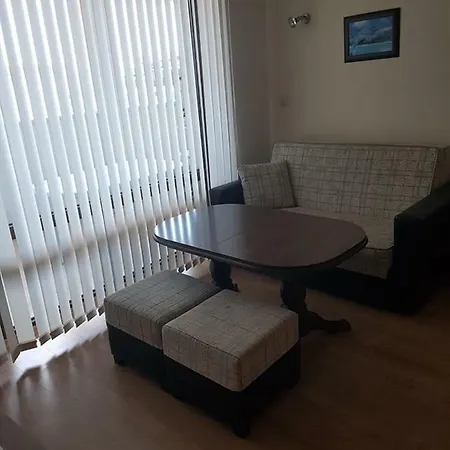 Apartamento Lesso *